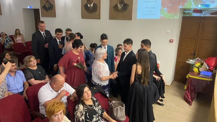 -5474626621748142331_121